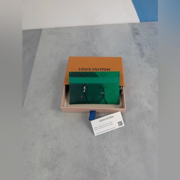 Louis Vuitton Double Card Holder - Picture 5 of 6